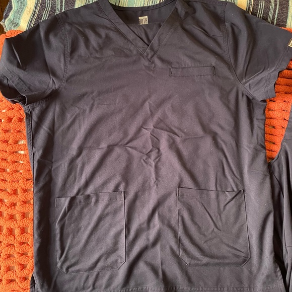 Men’s Medium scrub set - navy (jogger style) - Picture 2 of 3